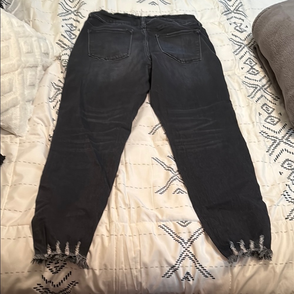 Women's Black Frayed Hem Jeans Kancan by Maurice’s - Picture 4 of 5